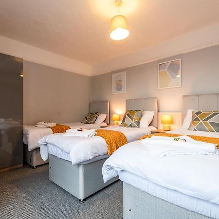 Best Price! Perfect Gunwharf Accommodation - 5 Single Beds Or Kingsize Free Parking Portsmouth Eksteriør billede