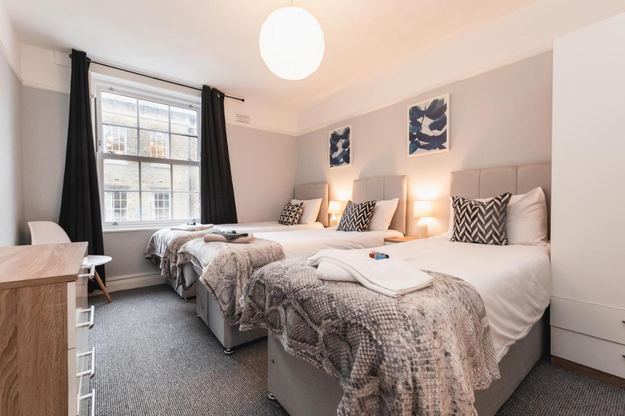 Best Price! Perfect Gunwharf Accommodation - 5 Single Beds Or Kingsize Free Parking Portsmouth Eksteriør billede